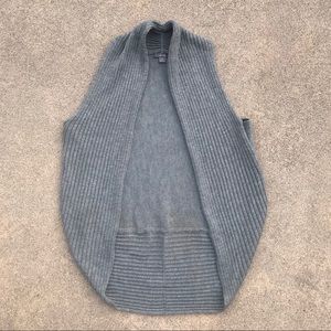 Gray long sweater with T neck in the back!